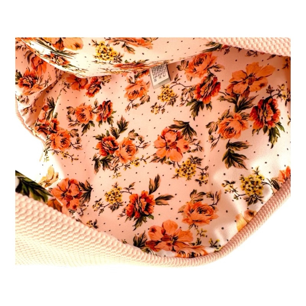 Maaji | NWOT S Small Pink Floral Swim Bottoms Bikini - Picture 5 of 11
